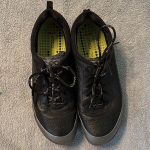 ECCO Women’s Black and Gray Sneakers